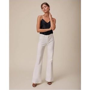 PAIGE Genevieve flared jeans in French Cream, size 26